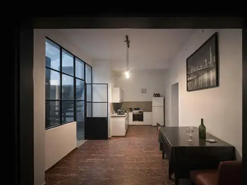 Casa 2 ambientes con 1 baño