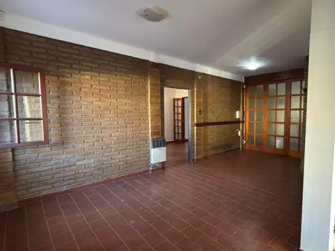 VENTA CASA 4 DORMITORIOS ALTA CORDOBA