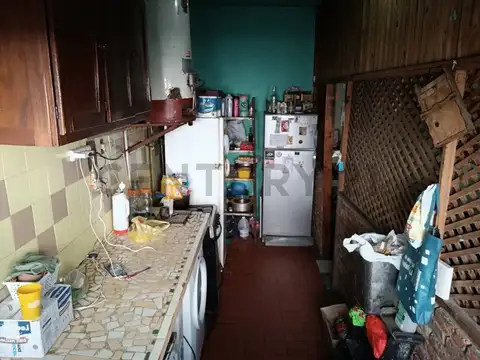 Soldado Fajardo 5600, Piso 0