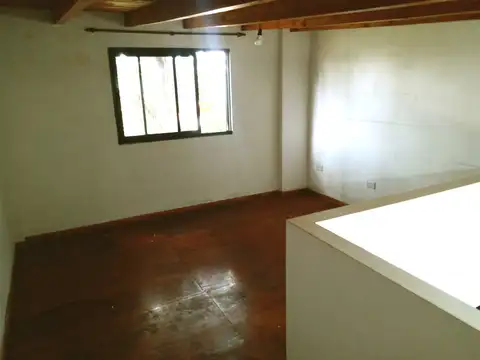 Lamadrid 500, Piso 1