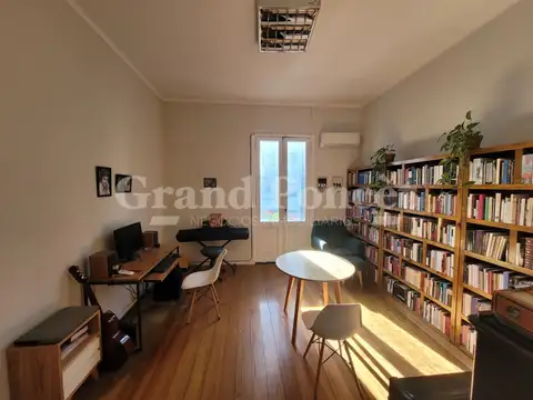 PH 4 ambientes con patio y dos dependencias