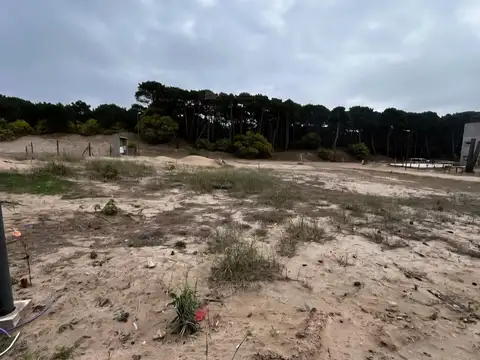 Terreno en Venta en Pinamar, USD 34.000