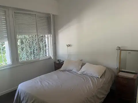 Chalet  Bo. Gutierrez. salida rápida a Panamericana 3 amplios ambientes