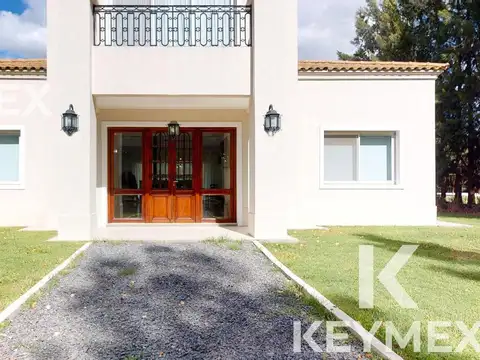 ALQULER ANUAL DE CASA DE 4 DORMITORIOS EN CAMPOS DE ROCA