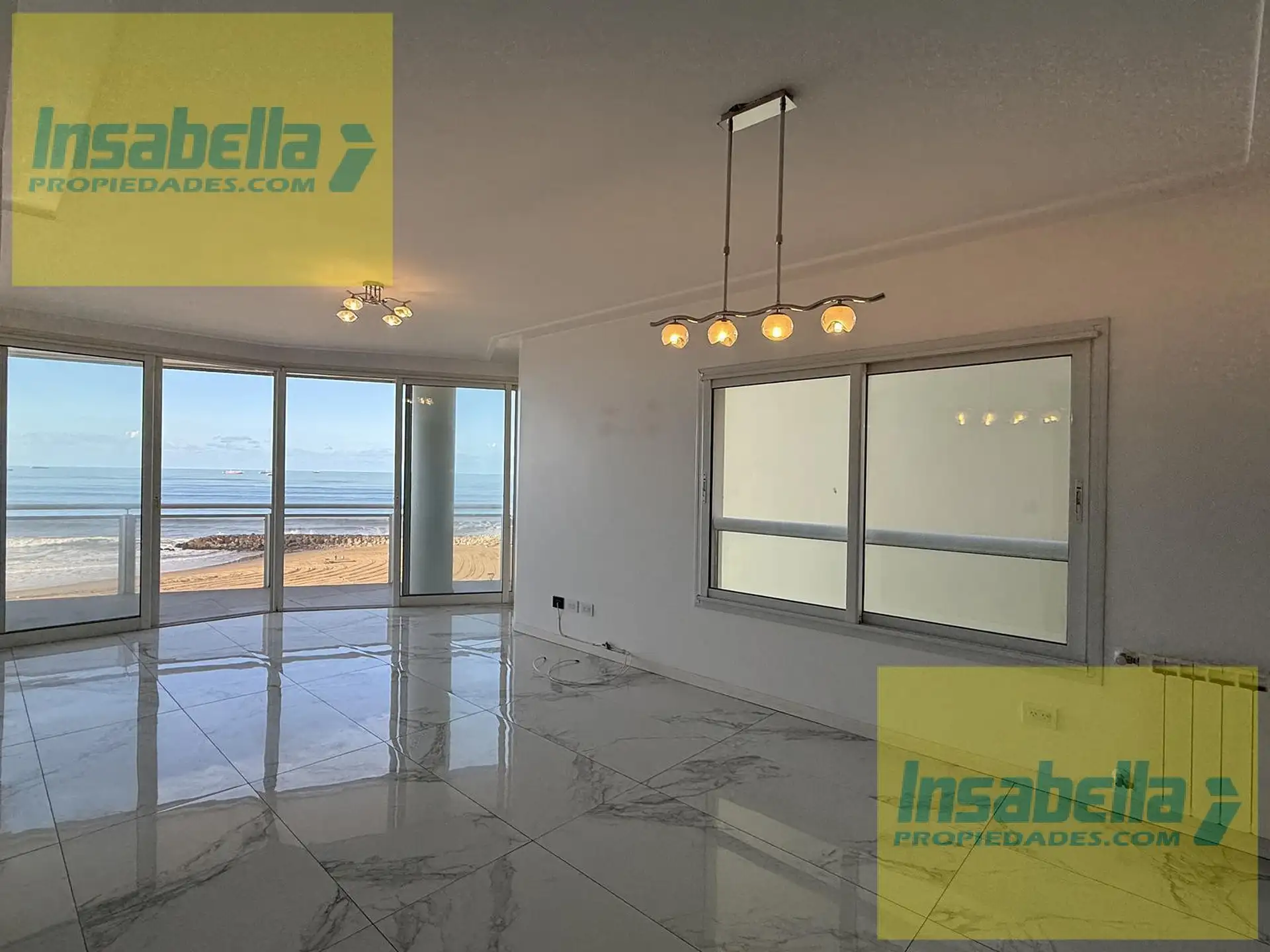 Departamento 3 amb, 99m² con cochera y pileta — La Perla Sur