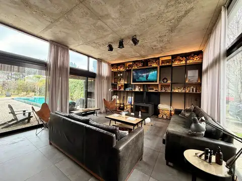 Casa en Alquiler en La Comarca, $ 3.200
