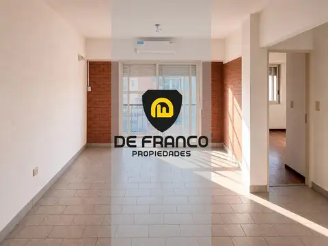 VENTA DEPARTAMENTO 3 AMBIENTES SUPER AMPLIO CON BALCON - SAN MIGUEL CENTRO.
