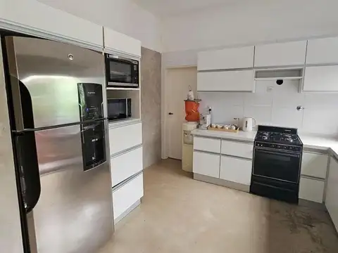 Chalet 6 ambientes - Castelar Norte