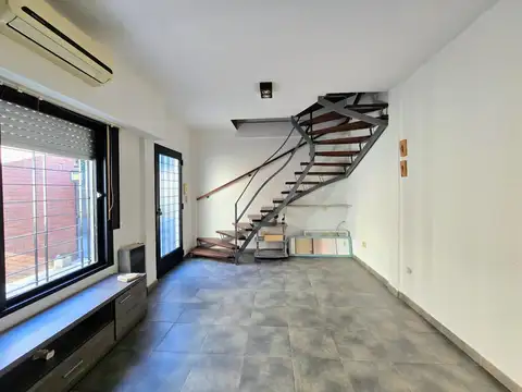 Depto Tipo Casa 3 ambientes con 1 baño