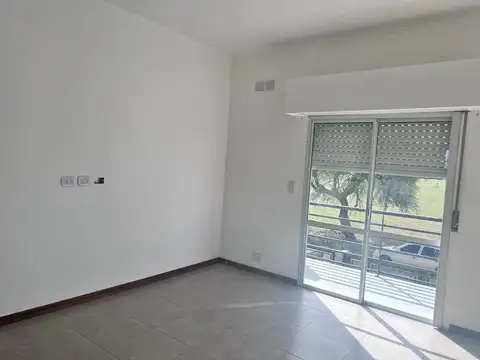 Departamento en Alquiler en Cañuelas, $ 550.000