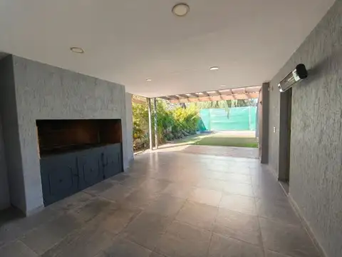 OPORTUNIDAD EN CORTADERAS II CASA PREMIUM