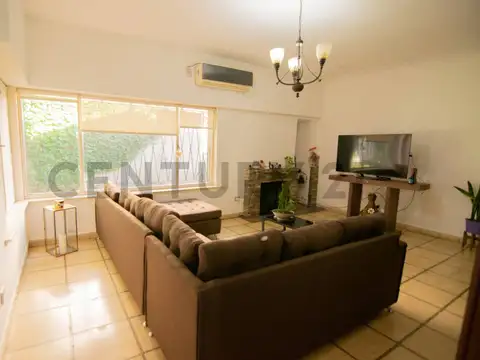 Aviador Franco 6624 , Piso 0