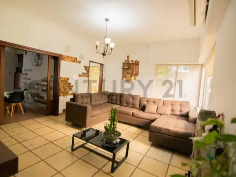 Casa en Venta en Ciudad Jardin Del Palomar, USD 250.000