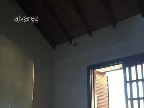 Depto Tipo Casa en Venta con 1 cocheras