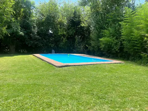 Quinta en Venta con 4 cocheras