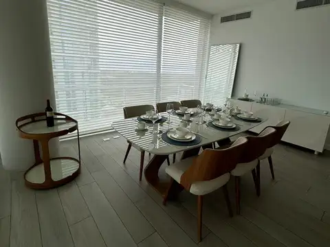 Departamento en Alquiler de 4 dormitorios