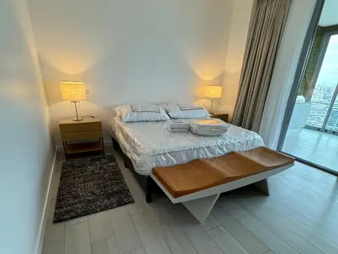 Exclusivo semipiso de 5 ambientes en SLS Puerto Madero – Piso alto con vistas privilegiadas