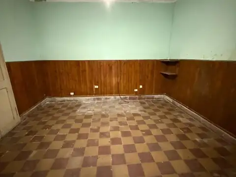 Venta de Casa con local comercial a remodelar