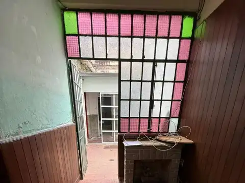 Jujuy Entre Alvarado Y Caseros