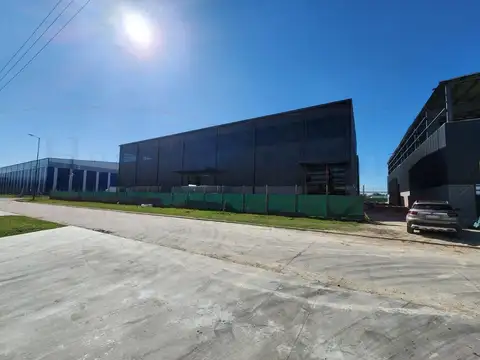 GALPÓN DE 6.000 M² CON IDEAL ESTRUCTURA EN POLO SPEGAZZINI