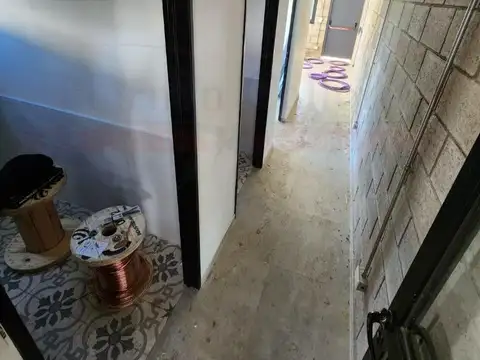 GALPÓN DE 6.000 M² CON IDEAL ESTRUCTURA EN POLO SPEGAZZINI