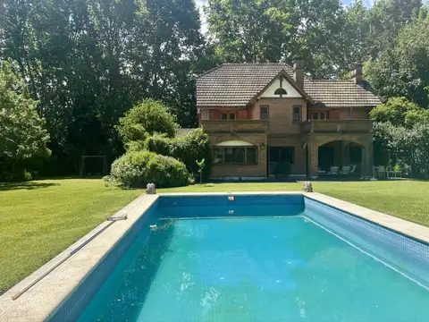 Casa y Terreno en venta en las lomas de San Isidro