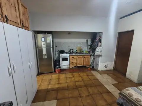 CASA 4 AMBIENTES EN LOTE PROPIO – PATIO Y TERRAZA