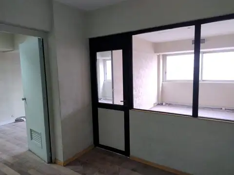 Oficina en Venta al Norte