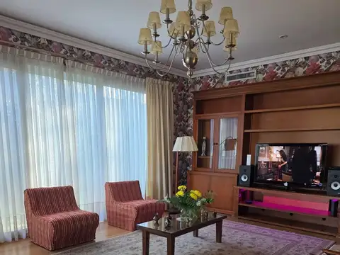 Casa en Venta Abril Club de Campo - Piscina