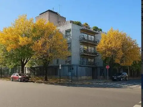 Cochera en venta - Ascassuso