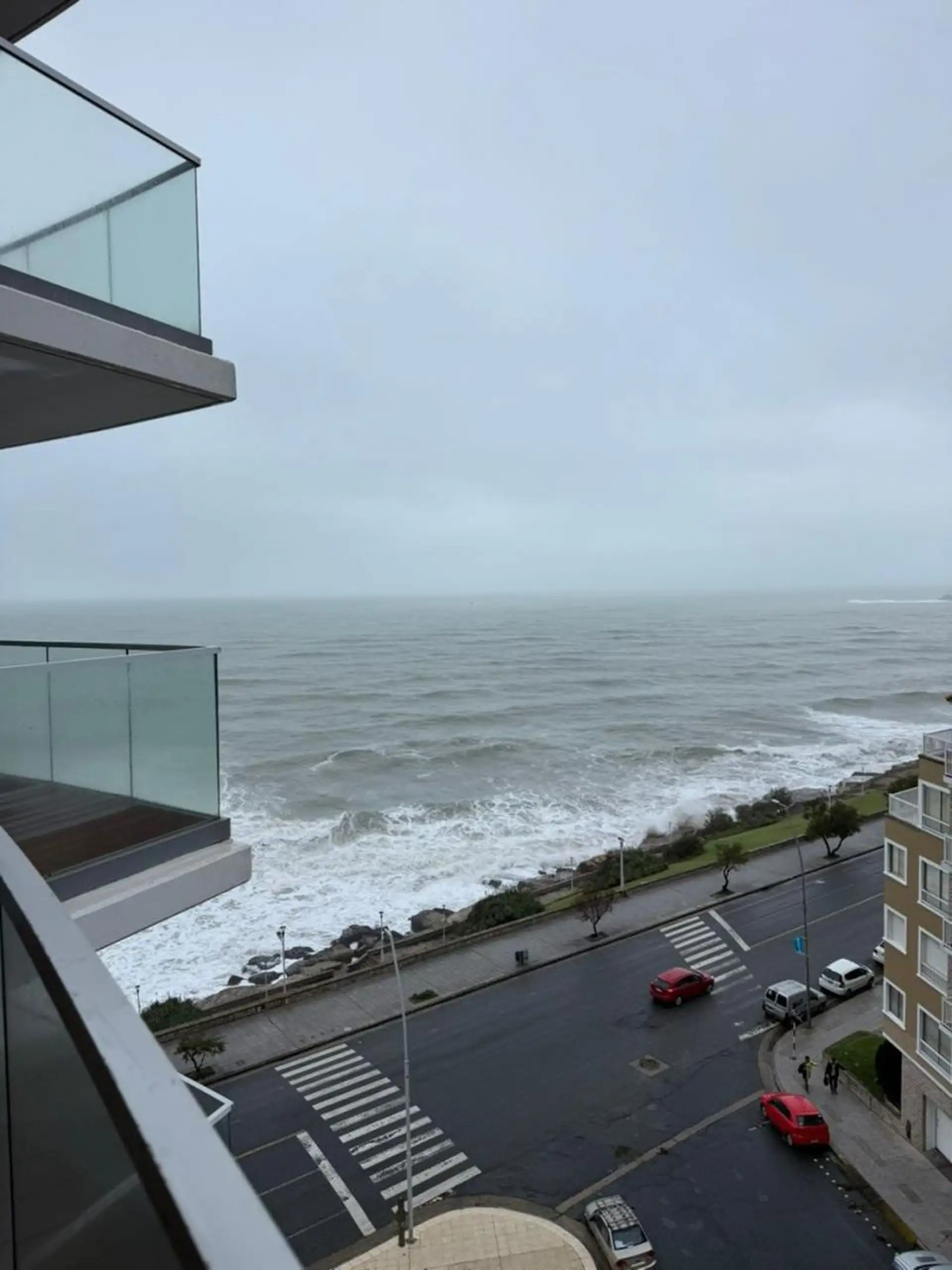 Depto 2 amb, 86m² con balcón terraza y vista al mar — Playa Chica