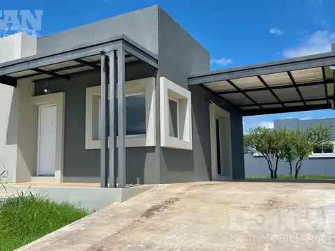 Casa 3 ambientes con 1 baño