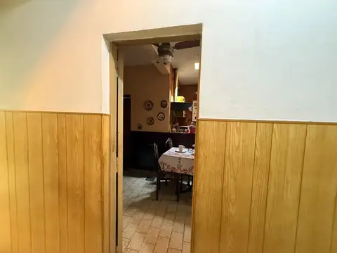 Casa 5 ambientes con 2 baños