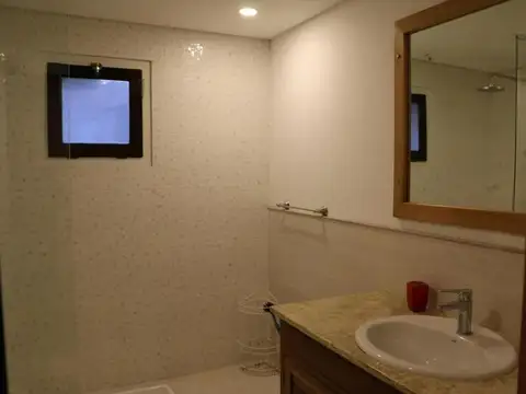 Casa en alquiler - 3 Dormitorios 3 Baños - Cariló