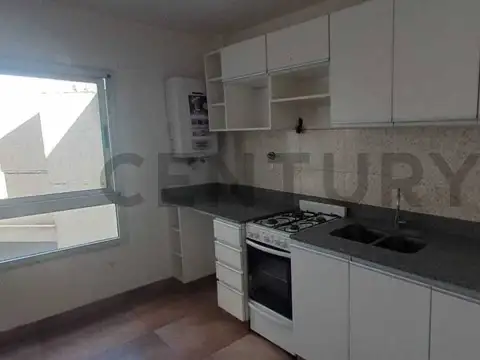 ALQUILER Departamento Dos ambientes a 150mts de la Estacion de Villa Bosch C/BALCON