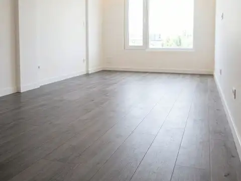 Ada María Elflein 1200