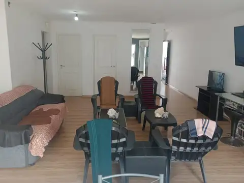 Depto Tipo Casa en Venta con 1 cocheras