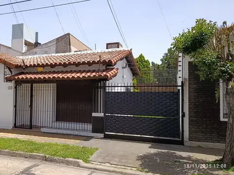 Casa en alquiler en Ramos Mejia