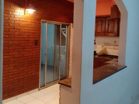 Departamento en venta - 2 Dormitorios 1 Baño - Lanús