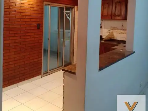 Departamento en venta - 2 Dormitorios 1 Baño - Lanús