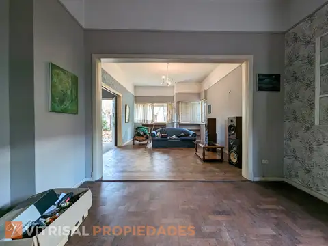 VENTA Casa multiles  usos    6 ambientes con renta villa ballester