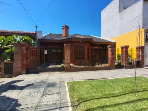Casa 3 ambientes en Venta en Merlo