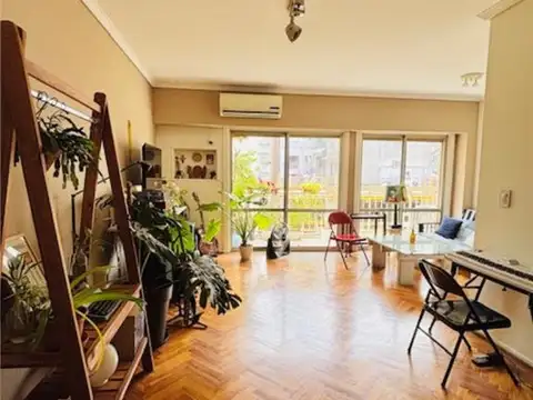 Departamento 4 ambientes con 2 baños