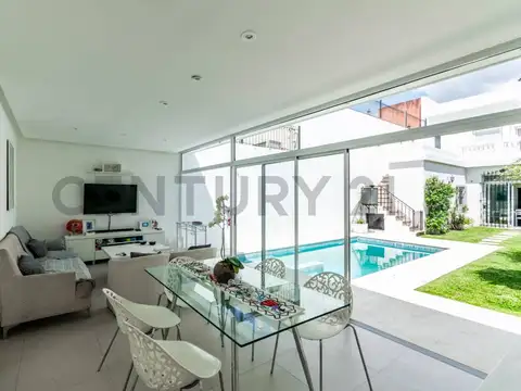 Casa 5 ambientes con 5 baños