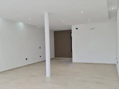 Local en Venta en Marcos Paz, USD 110.000