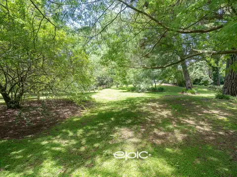 Terreno en venta en Carilo