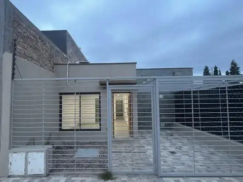 Hauser vende casa a estrenar en Barrio Quinta Gabrieli de Carrodilla