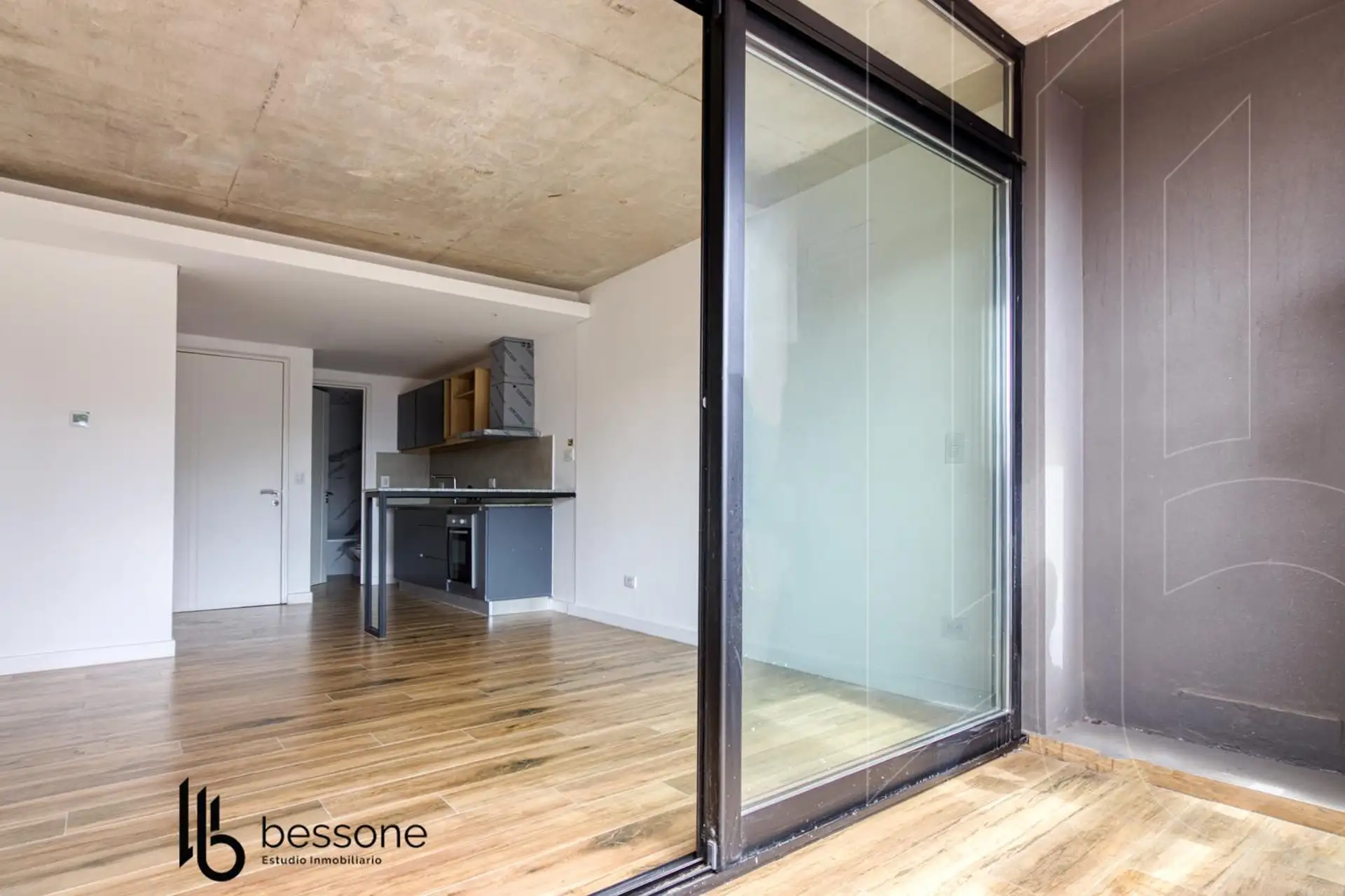 Departamento a estrenar 1 amb, 38m² con balcón y parrilla — Chauvin