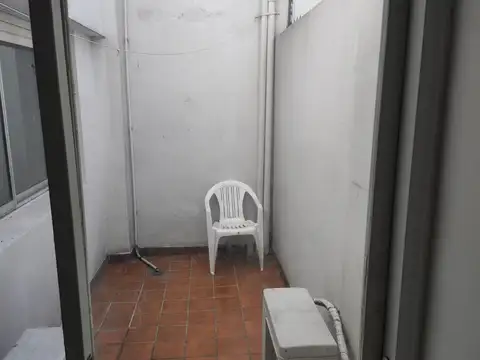 Departamento en Alquiler en Coghlan, $ 700.000