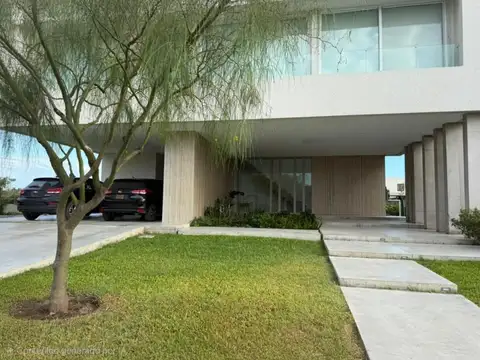 Casa en Alquiler en Vida, USD 3.500